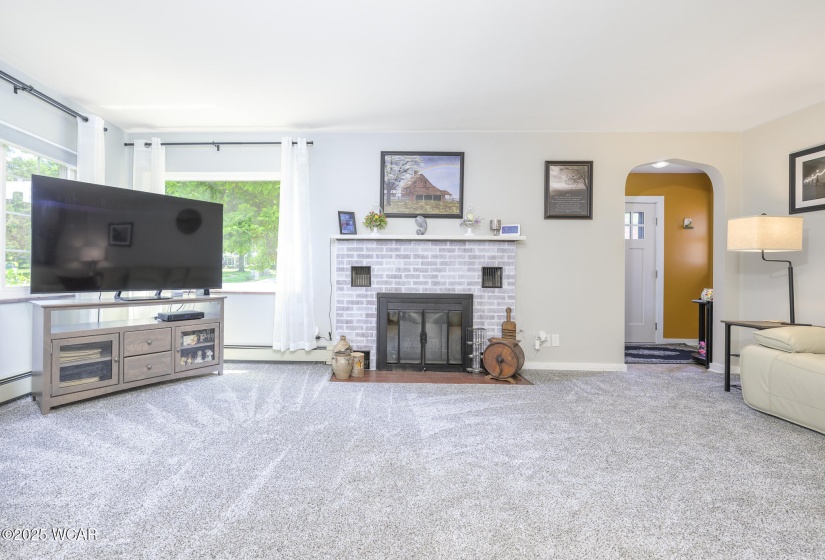 615 Iroquois Road, Bellefontaine, Ohio, 2 Bedrooms Bedrooms, ,2 BathroomsBathrooms,Residential,For Sale,Iroquois,307609