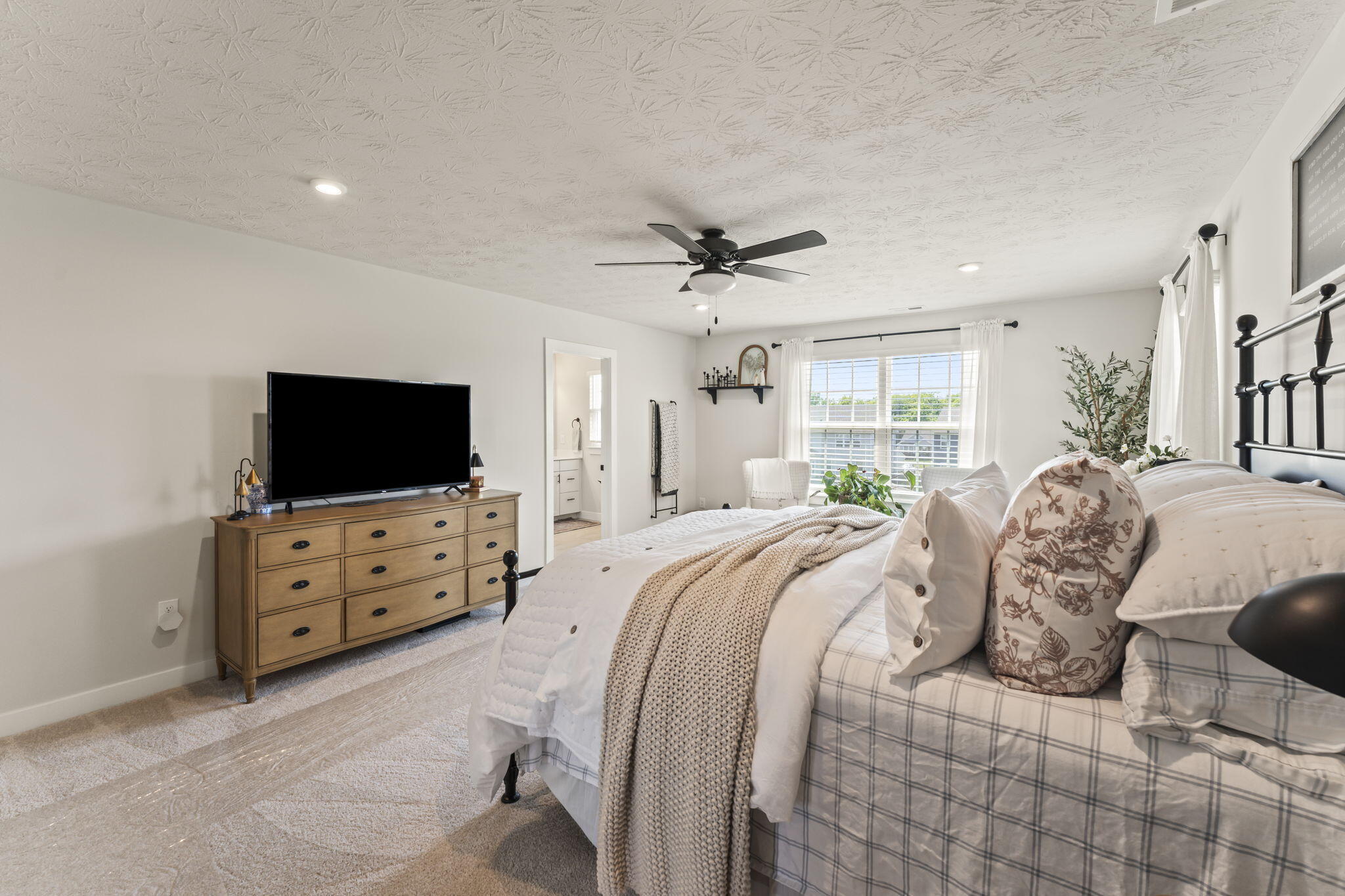 425 Sydney Drive, Tipp City, Ohio 45371