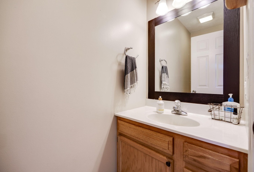 15-web-or-mls-1662-farrington-dr