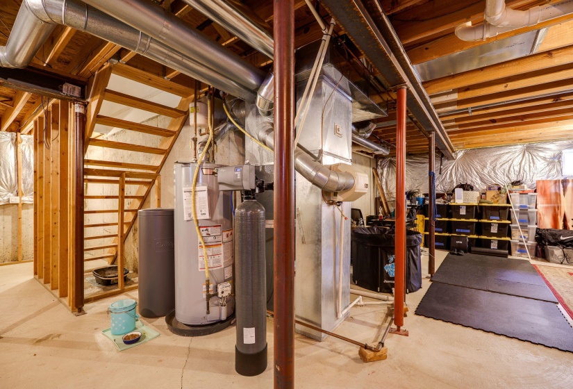 32-web-or-mls-1662-farrington-dr
