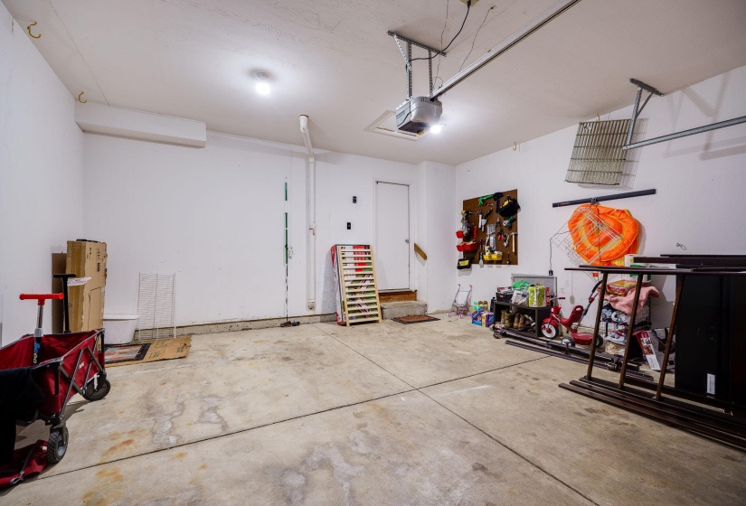 36-web-or-mls-1662-farrington-dr