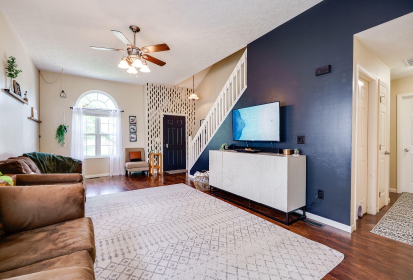 9-web-or-mls-1662-farrington-dr