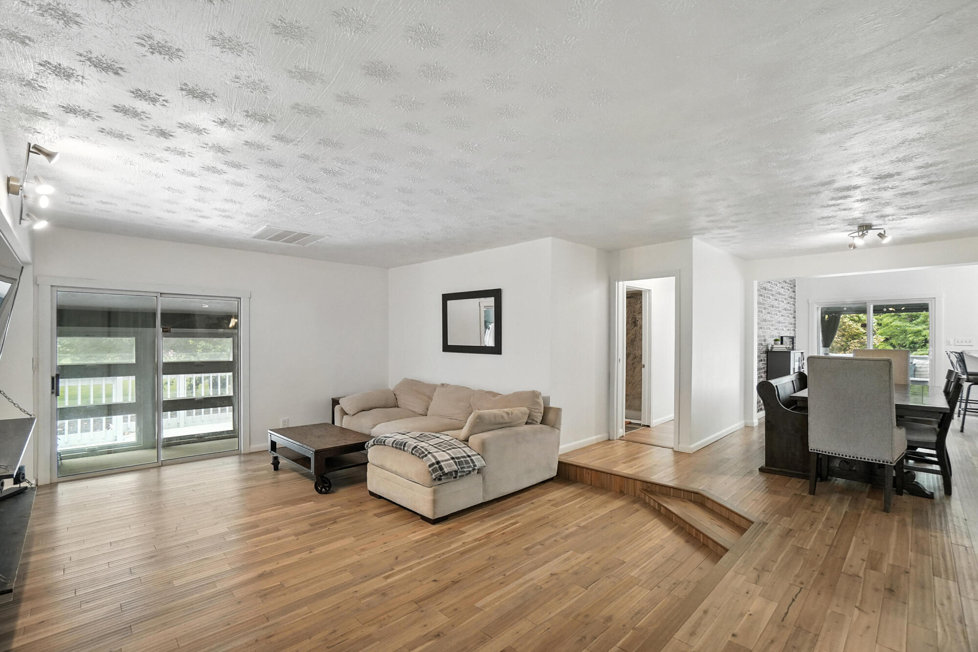 2600 Seneca Drive, London, Ohio 43140
