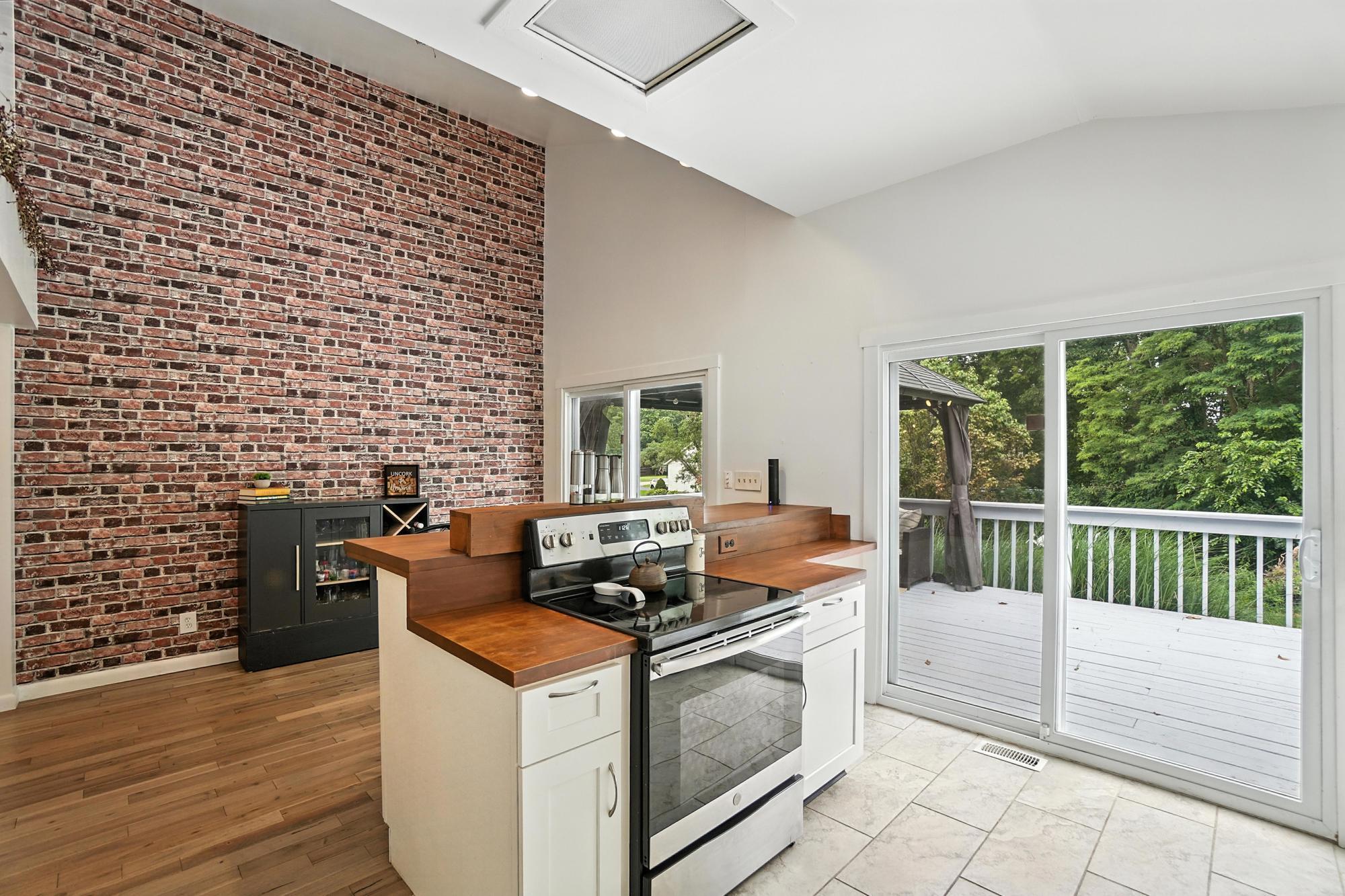 2600 Seneca Drive, London, Ohio 43140
