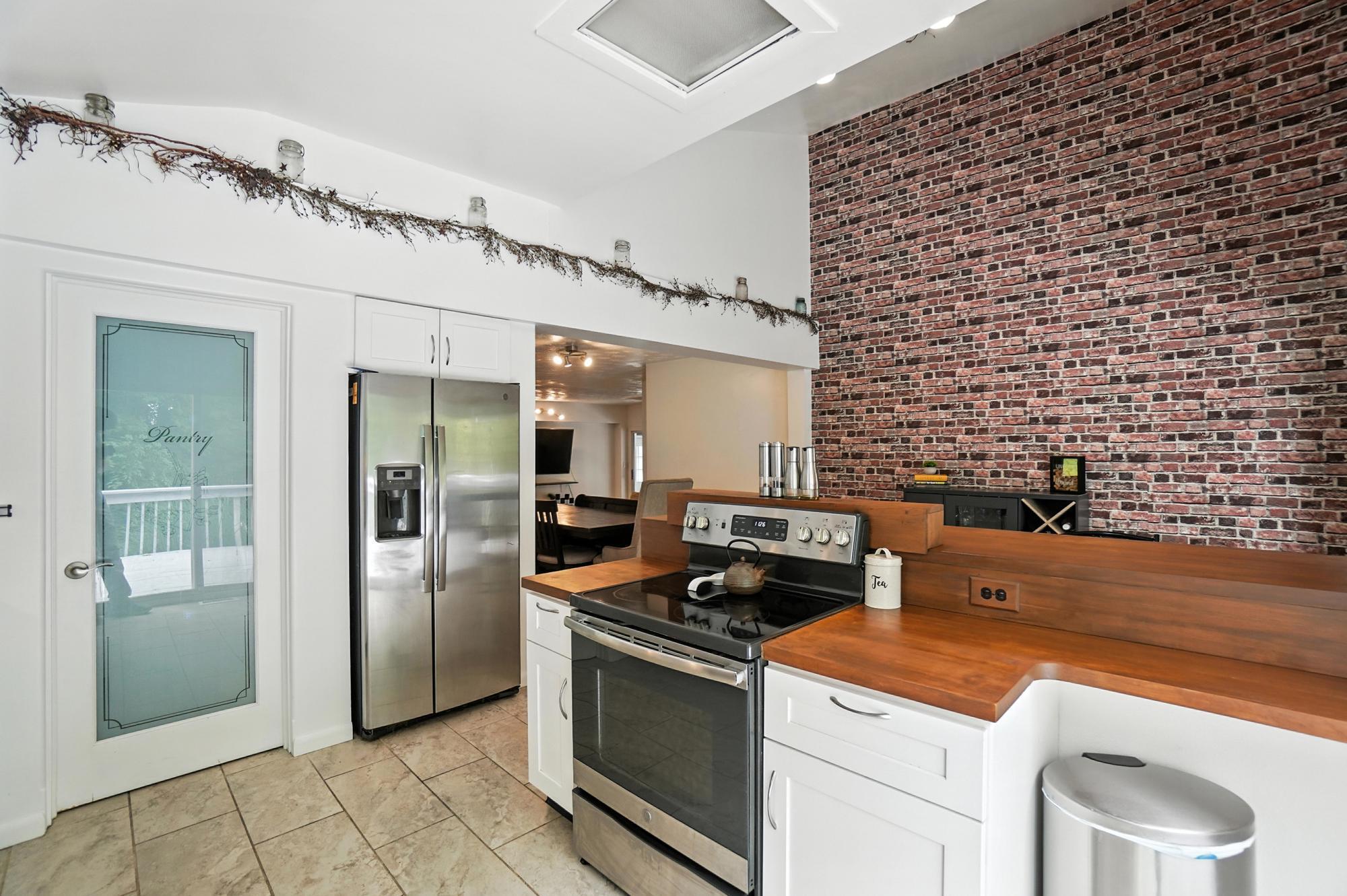 2600 Seneca Drive, London, Ohio 43140