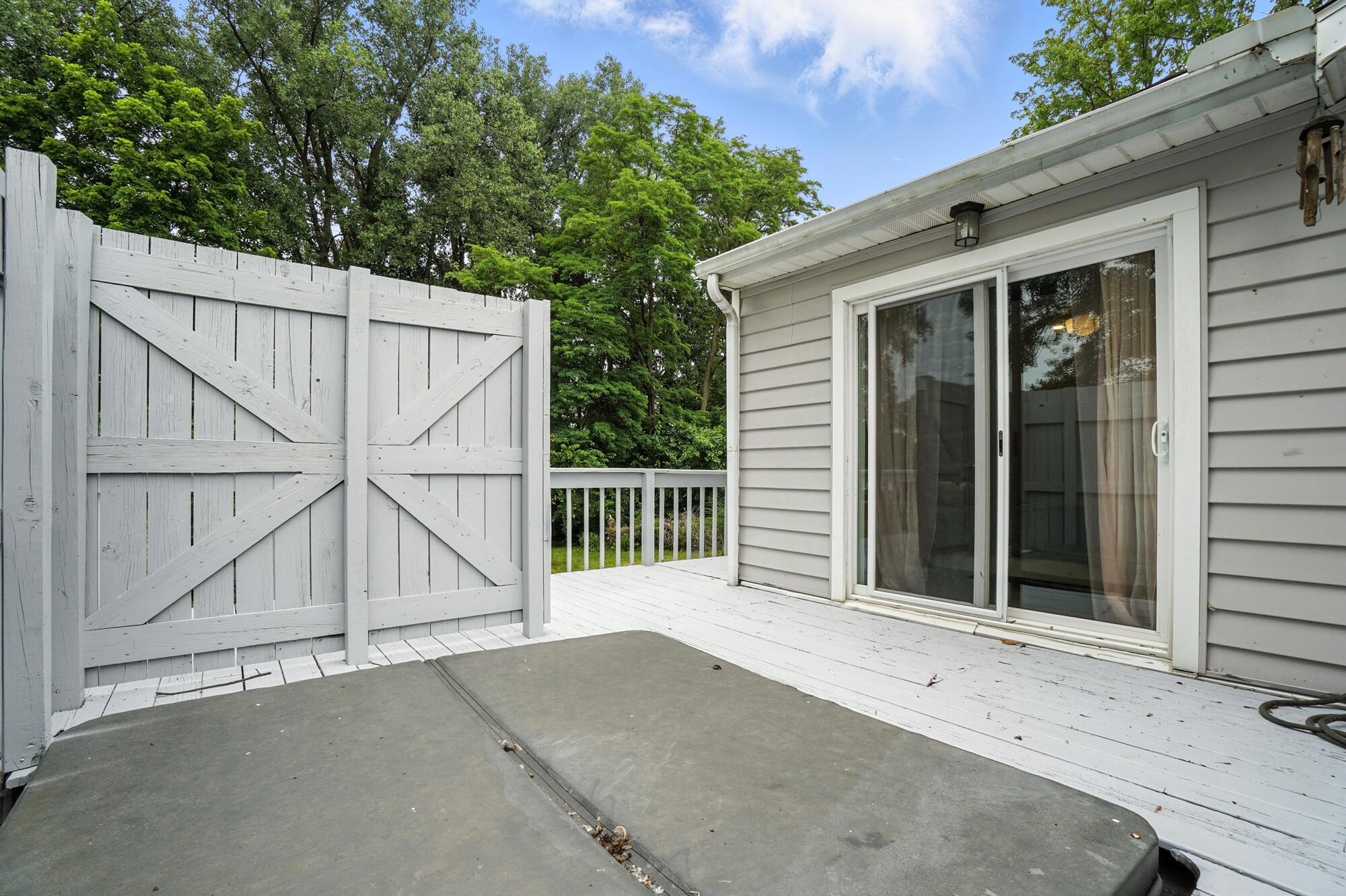 2600 Seneca Drive, London, Ohio 43140