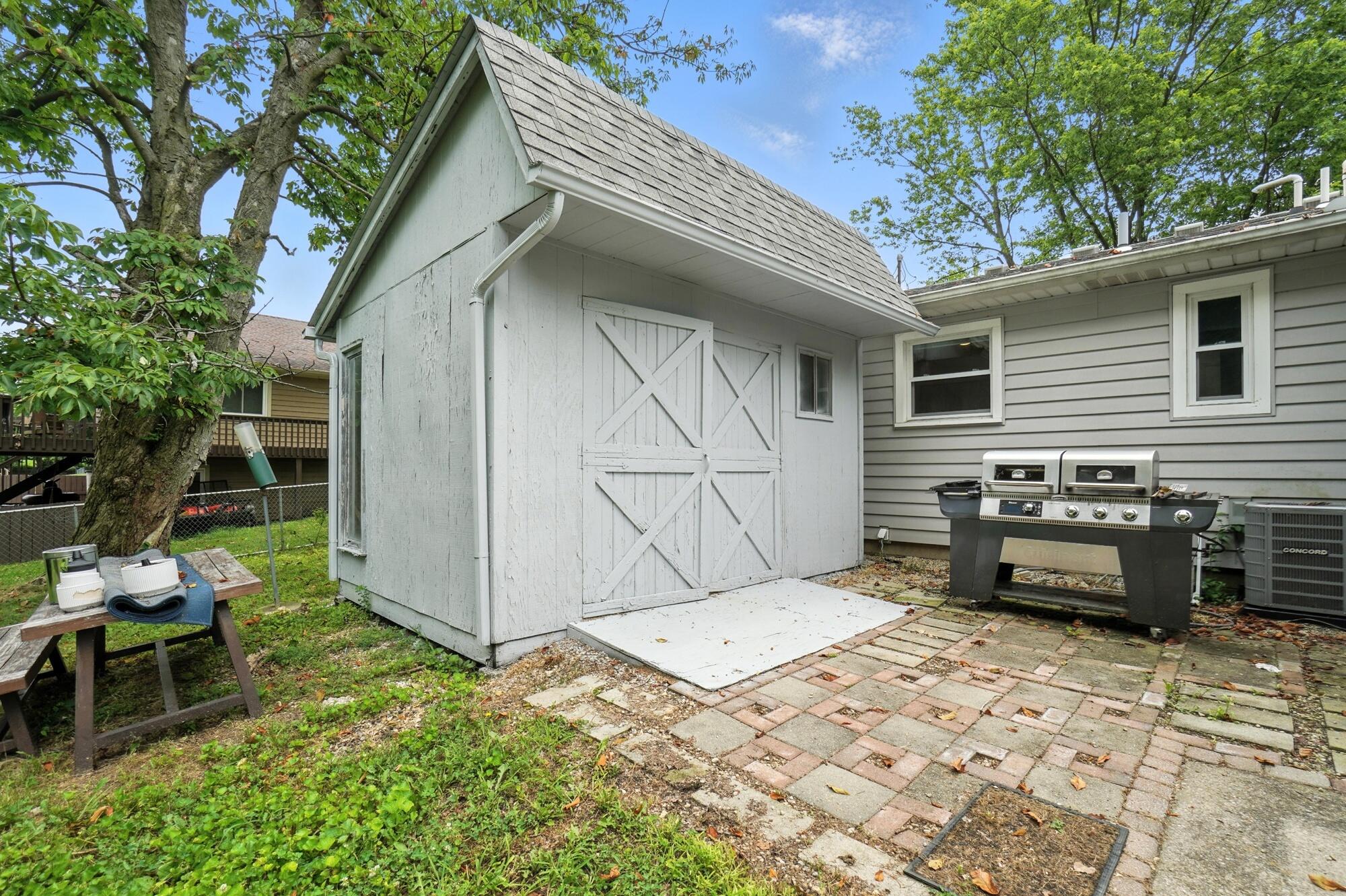 2600 Seneca Drive, London, Ohio 43140