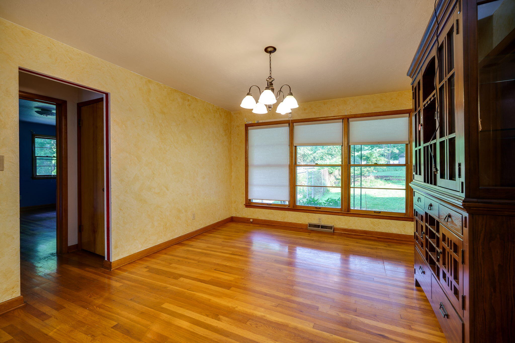 1809 Mile Road, Springfield, Ohio 45503