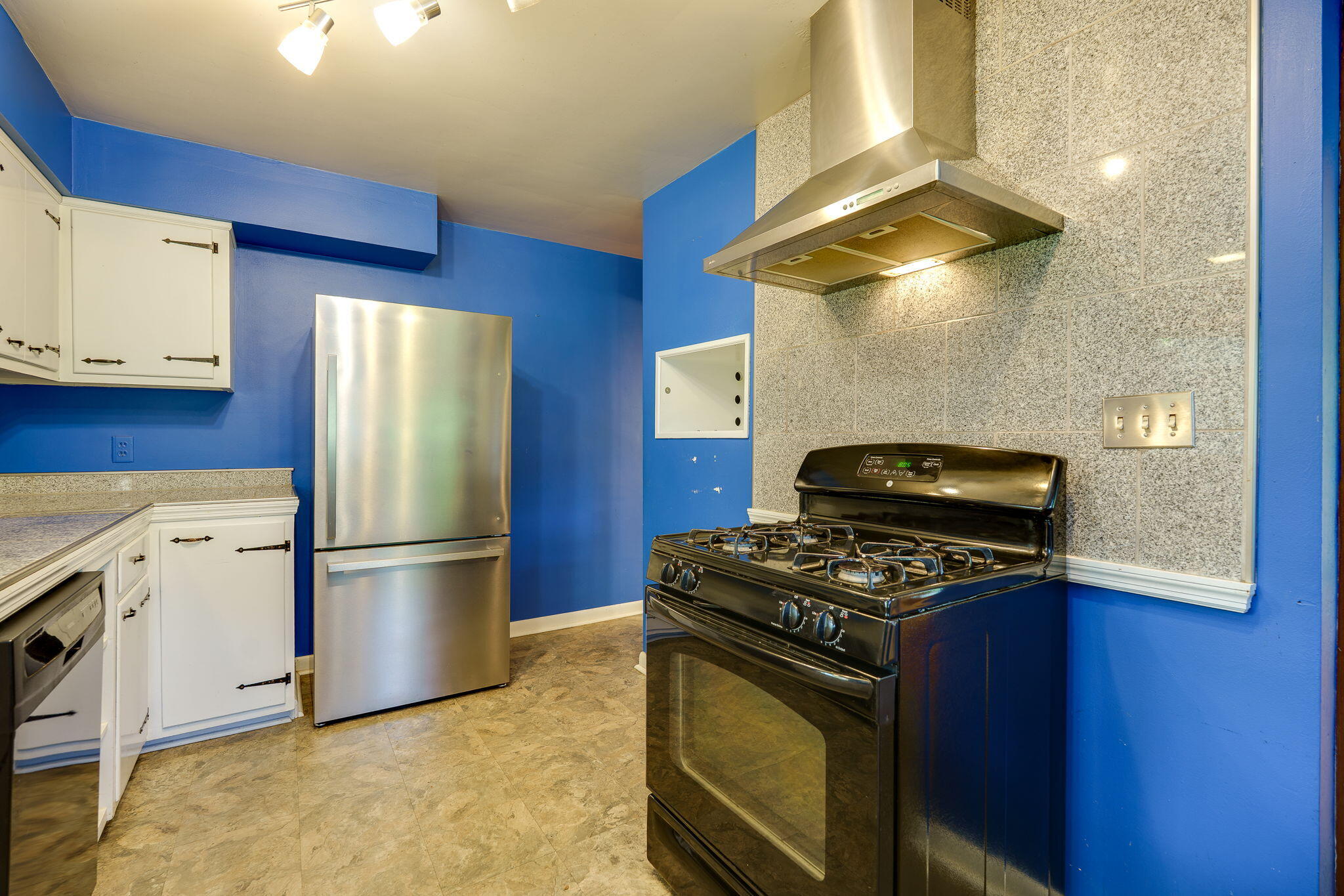 1809 Mile Road, Springfield, Ohio 45503