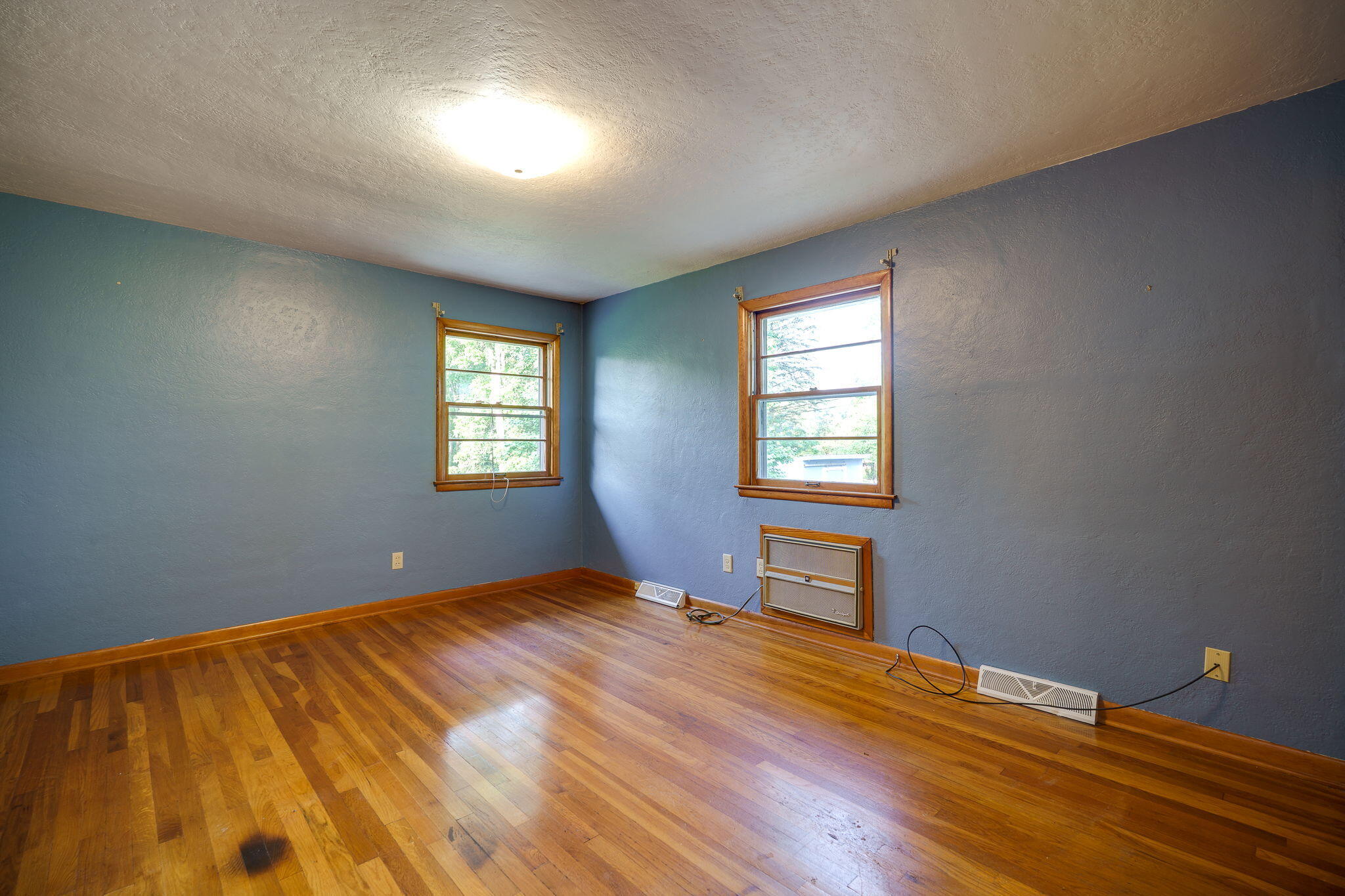 1809 Mile Road, Springfield, Ohio 45503