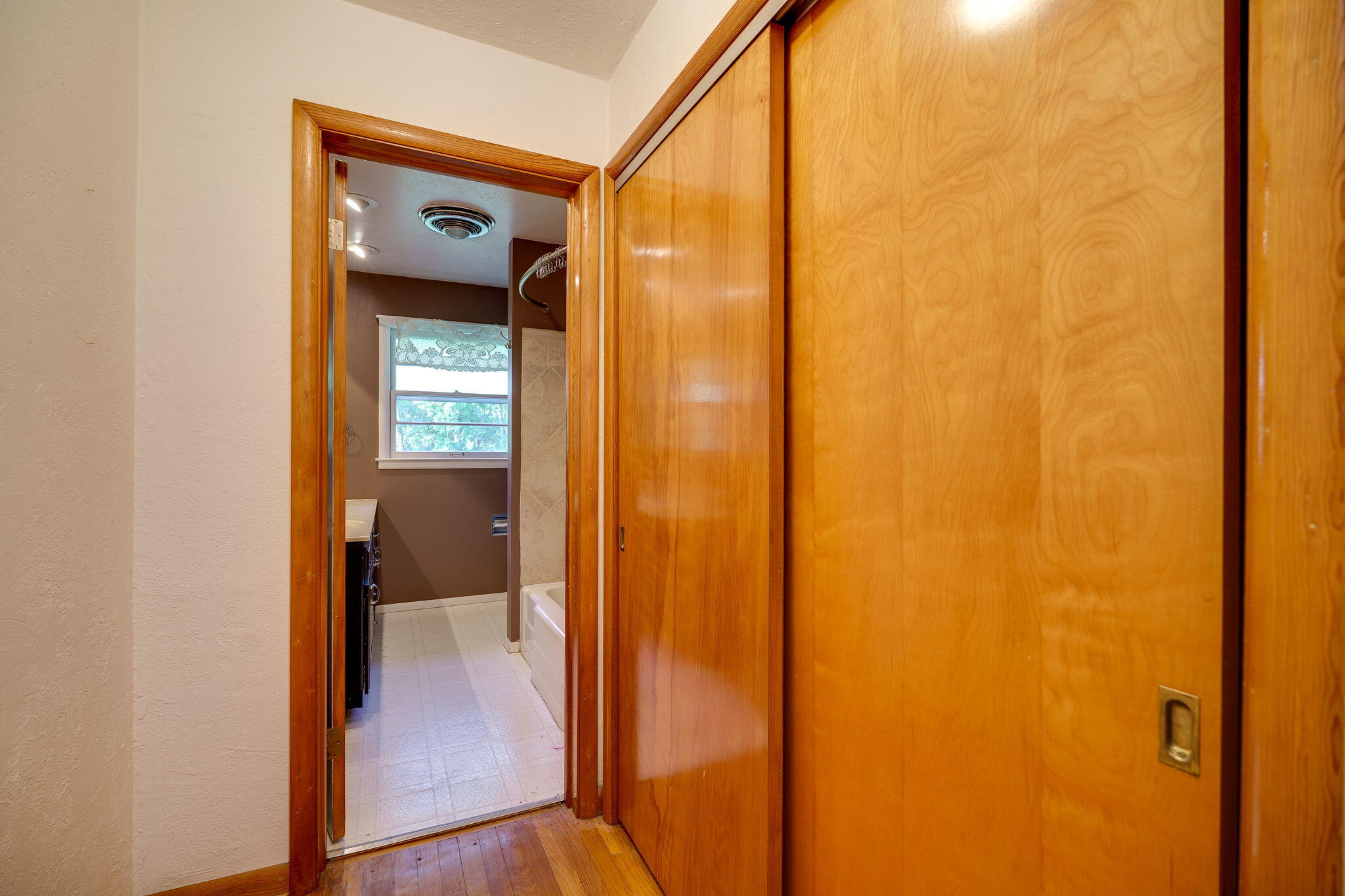 1809 Mile Road, Springfield, Ohio 45503