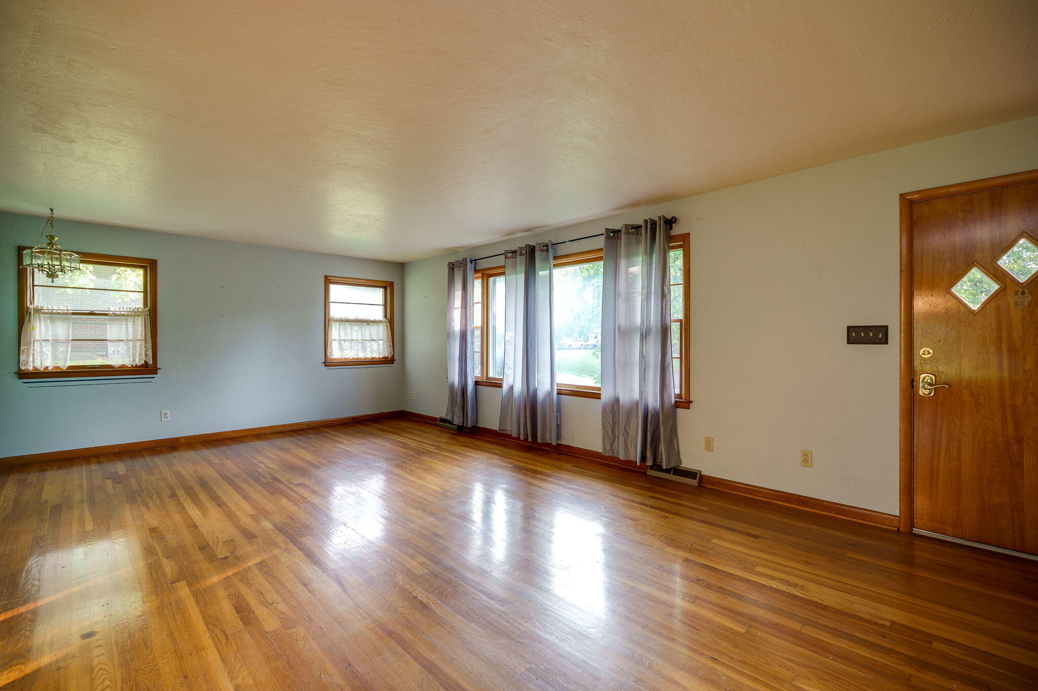 1809 Mile Road, Springfield, Ohio 45503