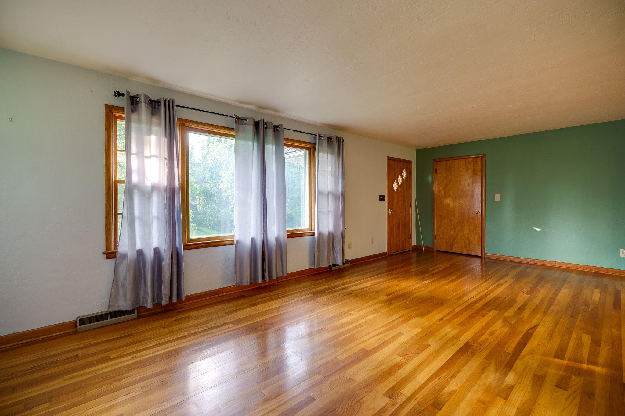 1809 Mile Road, Springfield, Ohio 45503