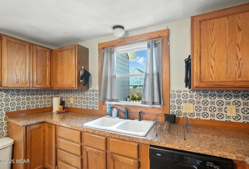 409 Race Street, Van Wert, Ohio, 2 Bedrooms Bedrooms, ,1 BathroomBathrooms,Residential,For Sale,Race,307621