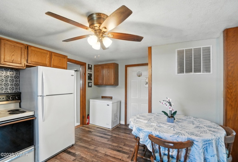 409 Race Street, Van Wert, Ohio, 2 Bedrooms Bedrooms, ,1 BathroomBathrooms,Residential,For Sale,Race,307621
