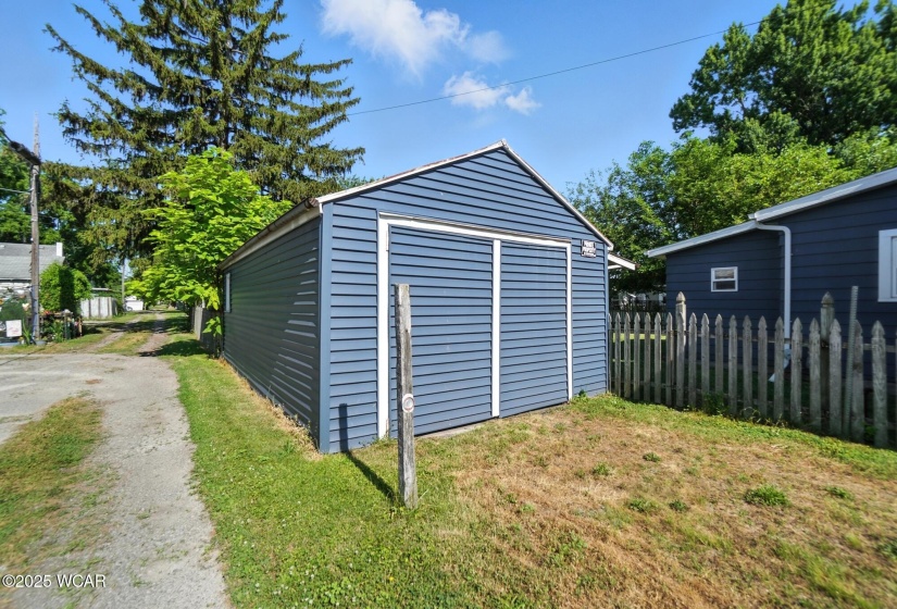 409 Race Street, Van Wert, Ohio, 2 Bedrooms Bedrooms, ,1 BathroomBathrooms,Residential,For Sale,Race,307621