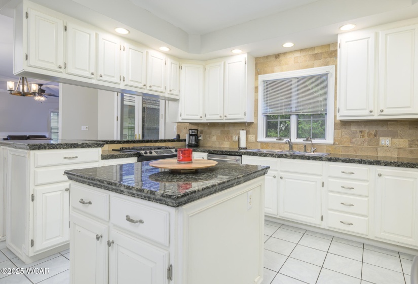 1316 Woodglen Circle, Bellefontaine, Ohio, 4 Bedrooms Bedrooms, ,3 BathroomsBathrooms,Residential,For Sale,Woodglen,307623