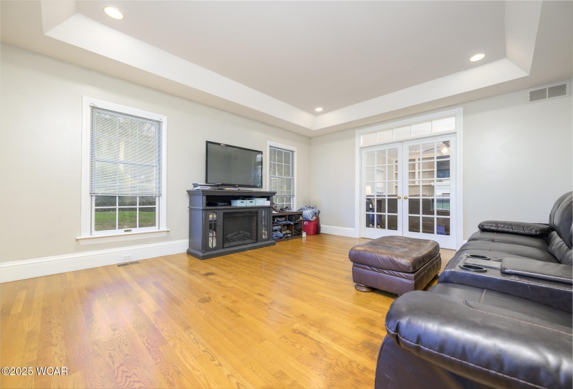 1316 Woodglen Circle, Bellefontaine, Ohio, 4 Bedrooms Bedrooms, ,3 BathroomsBathrooms,Residential,For Sale,Woodglen,307623