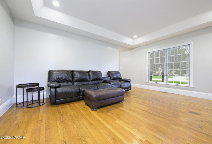 1316 Woodglen Circle, Bellefontaine, Ohio, 4 Bedrooms Bedrooms, ,3 BathroomsBathrooms,Residential,For Sale,Woodglen,307623