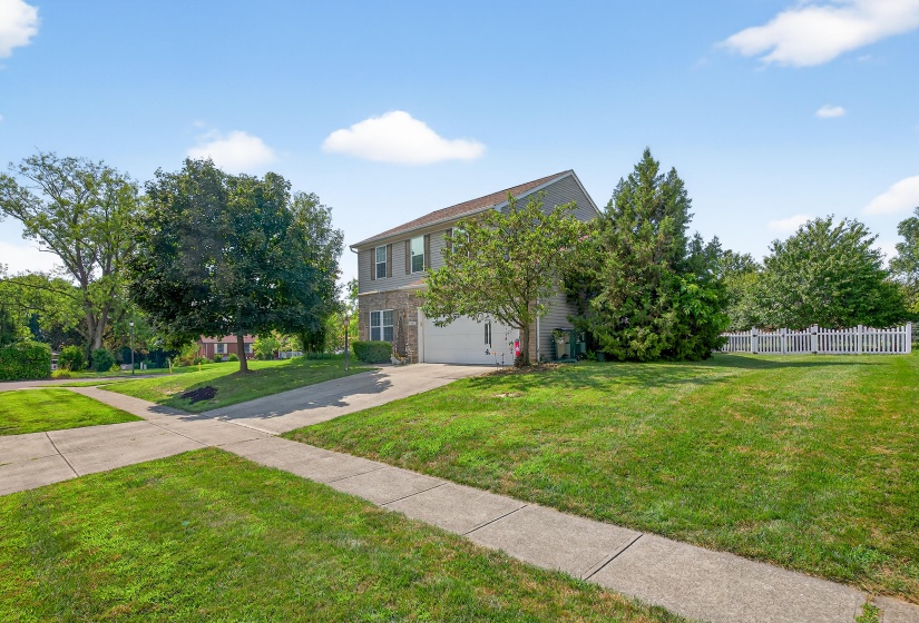 1601 Wimbleden, Fairborn-2