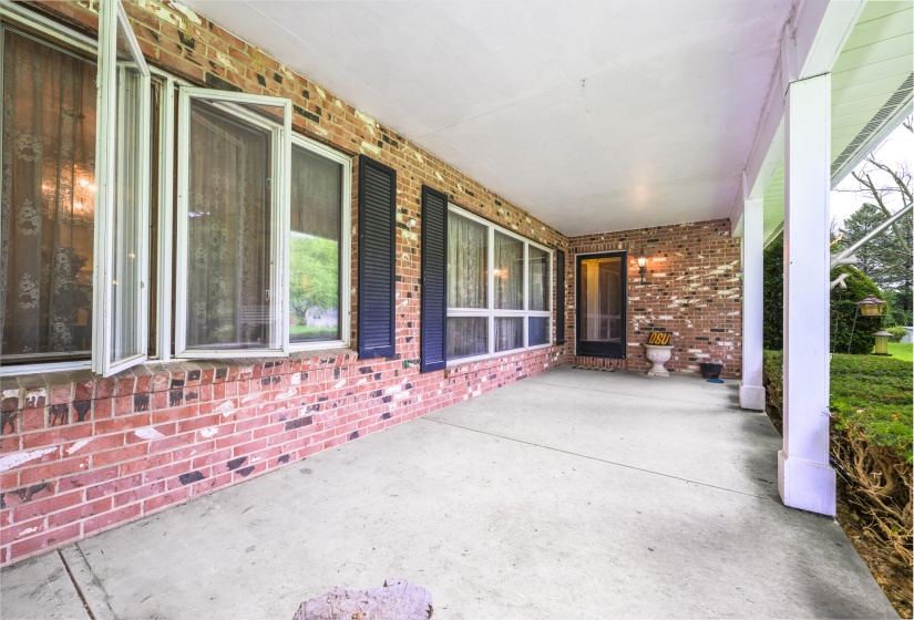 5714 Hickory Dr-24