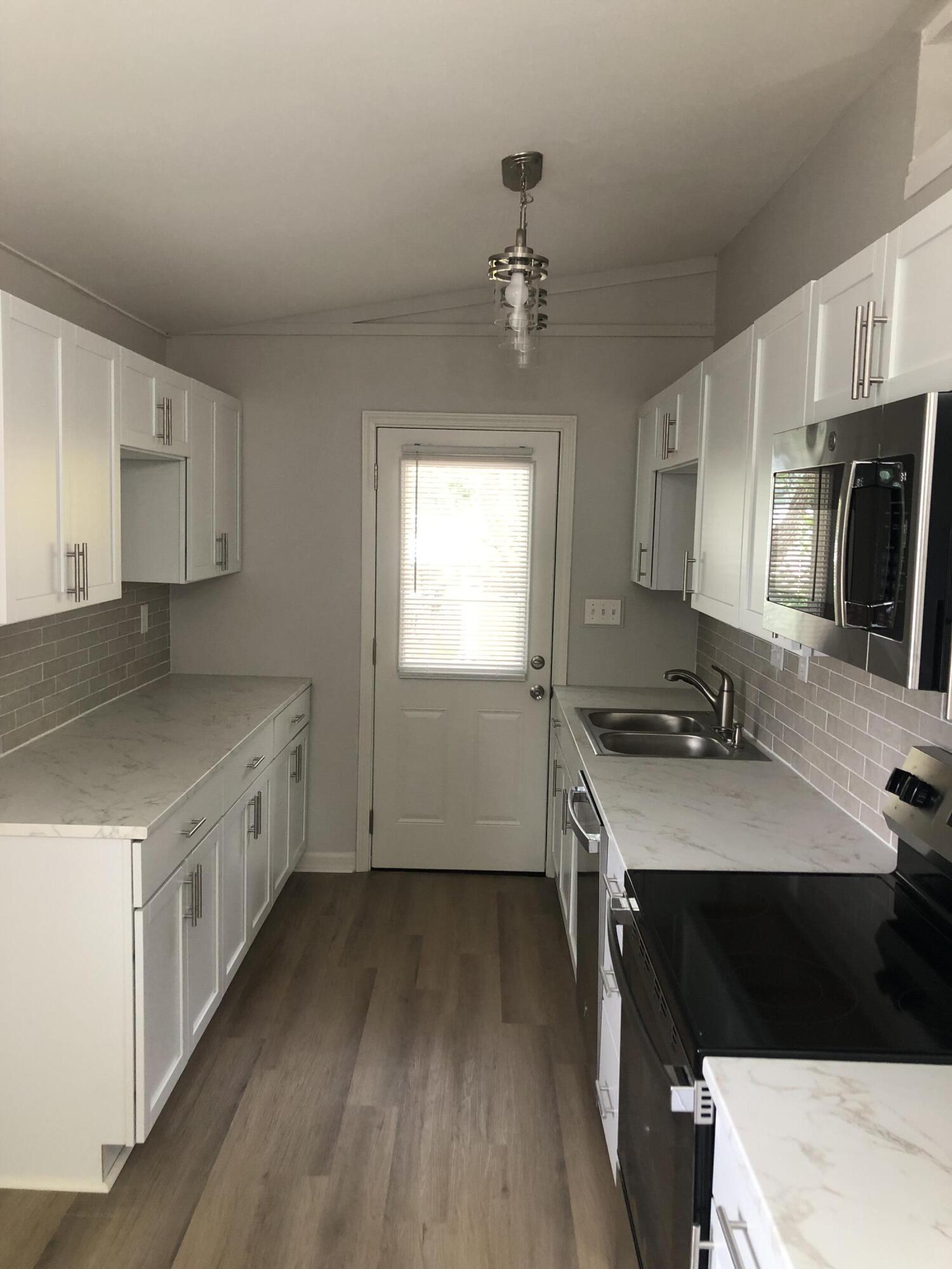 222 Rawson Drive, New Carlisle, Ohio 45344