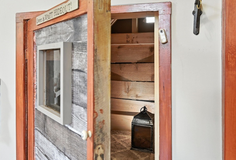 kickapoo under stairs
