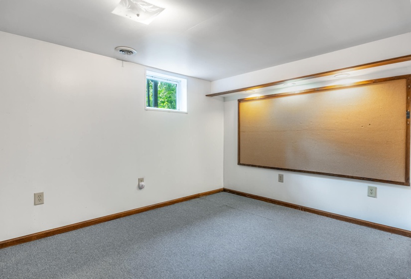 4025 School-27