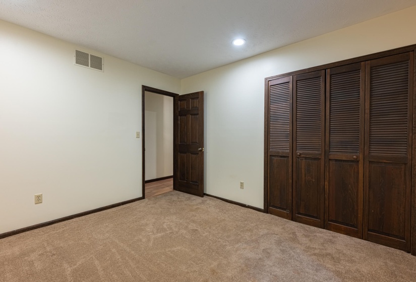 3072 Fowler-18