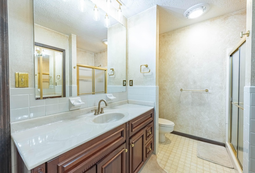 3072 Fowler-24