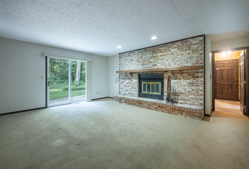 3072 Fowler-5