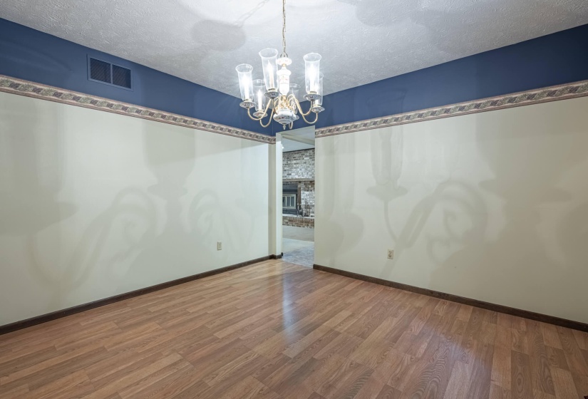 3072 Fowler-8