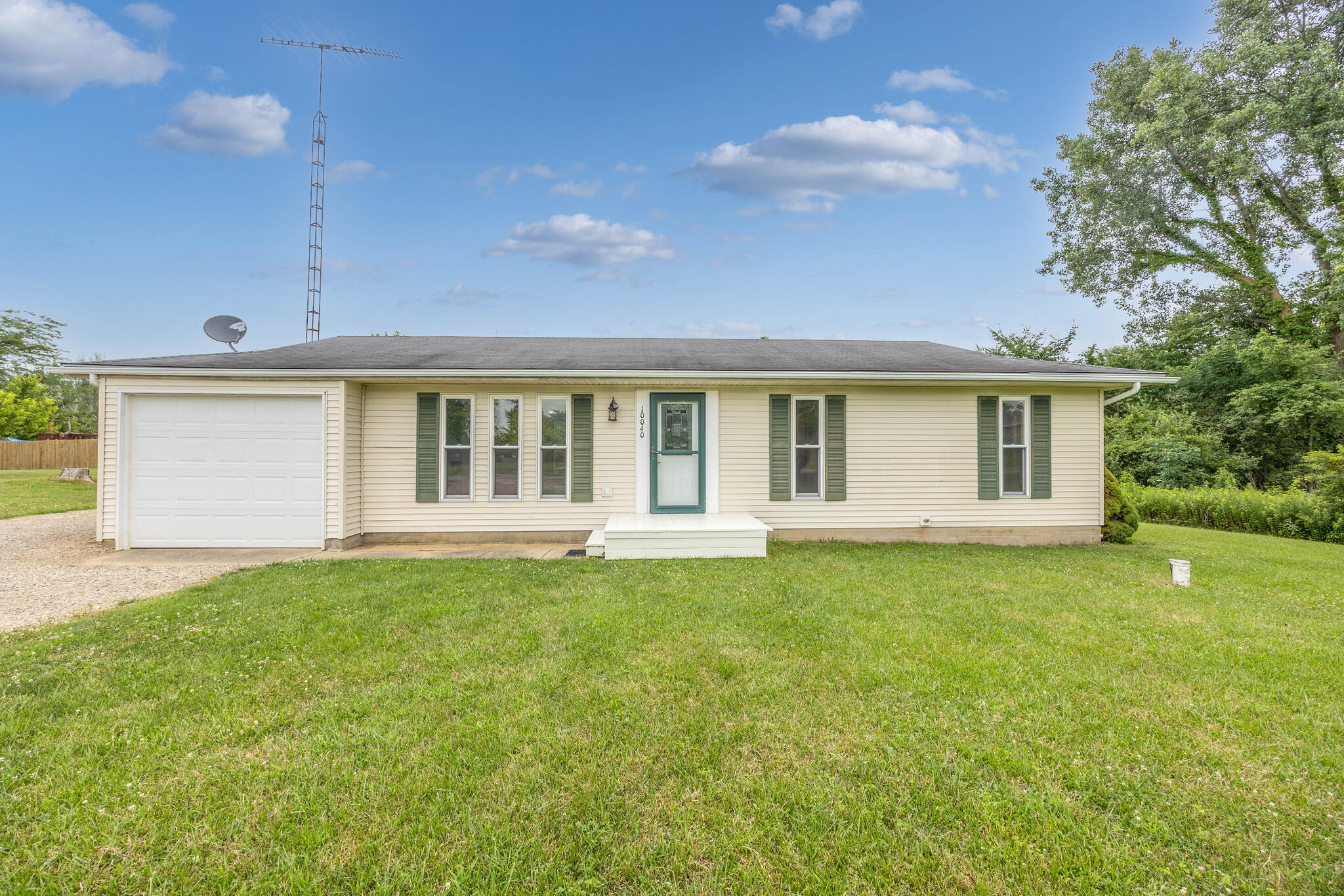 10040 Oakbrook Drive, Sidney, Ohio 45365