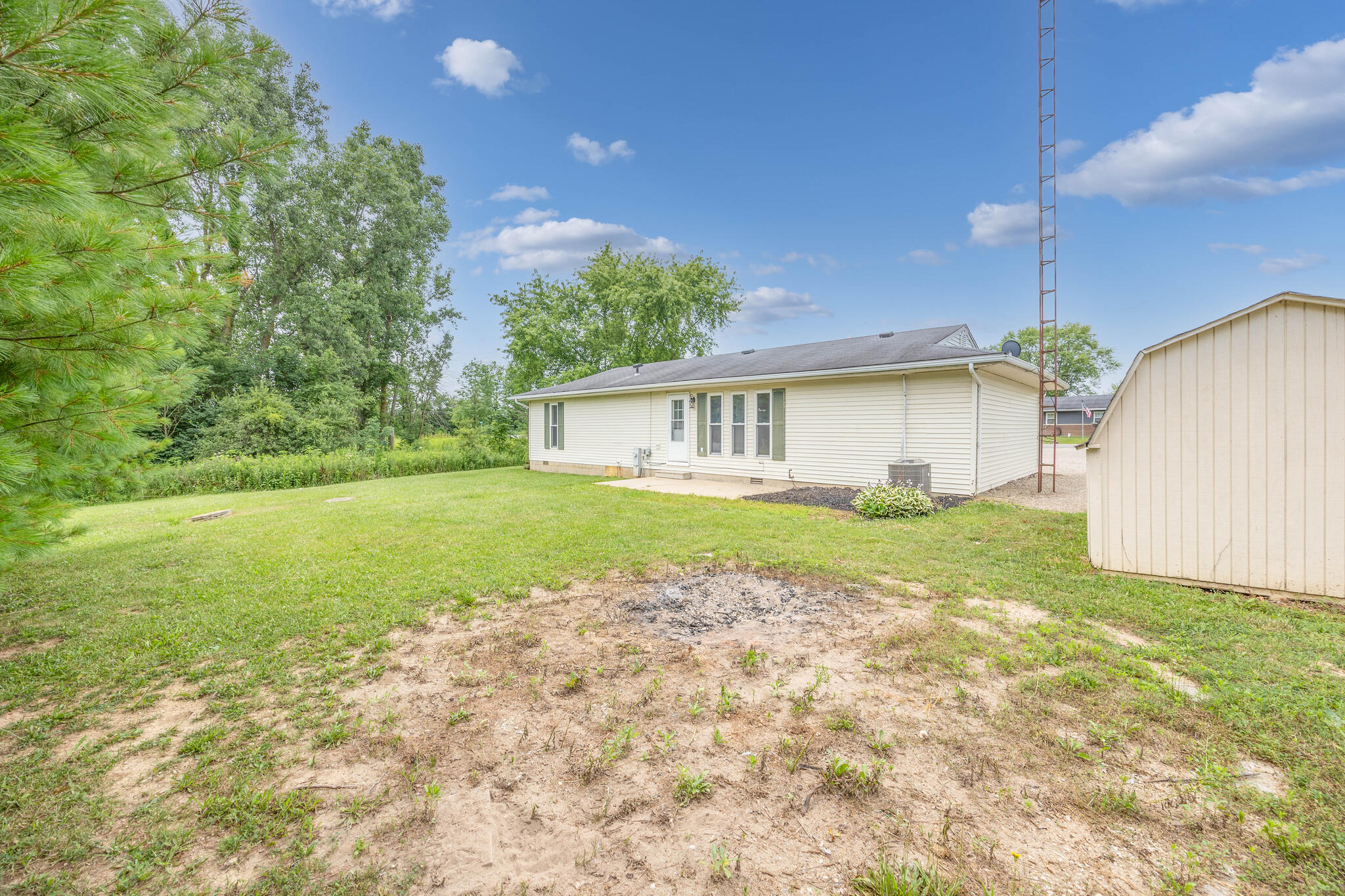 10040 Oakbrook Drive, Sidney, Ohio 45365