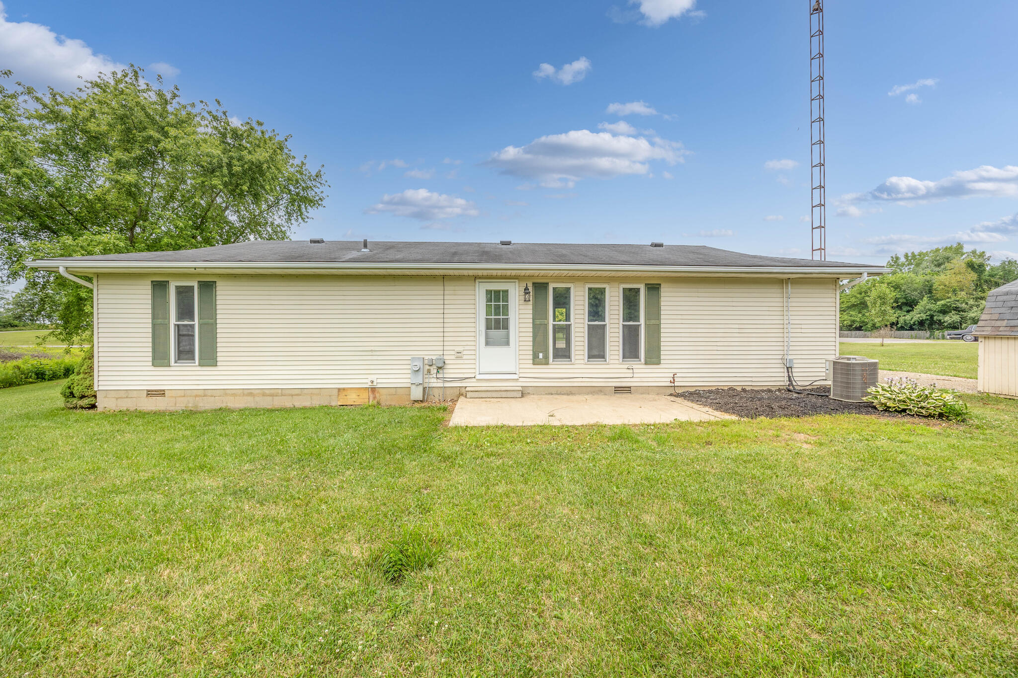 10040 Oakbrook Drive, Sidney, Ohio 45365