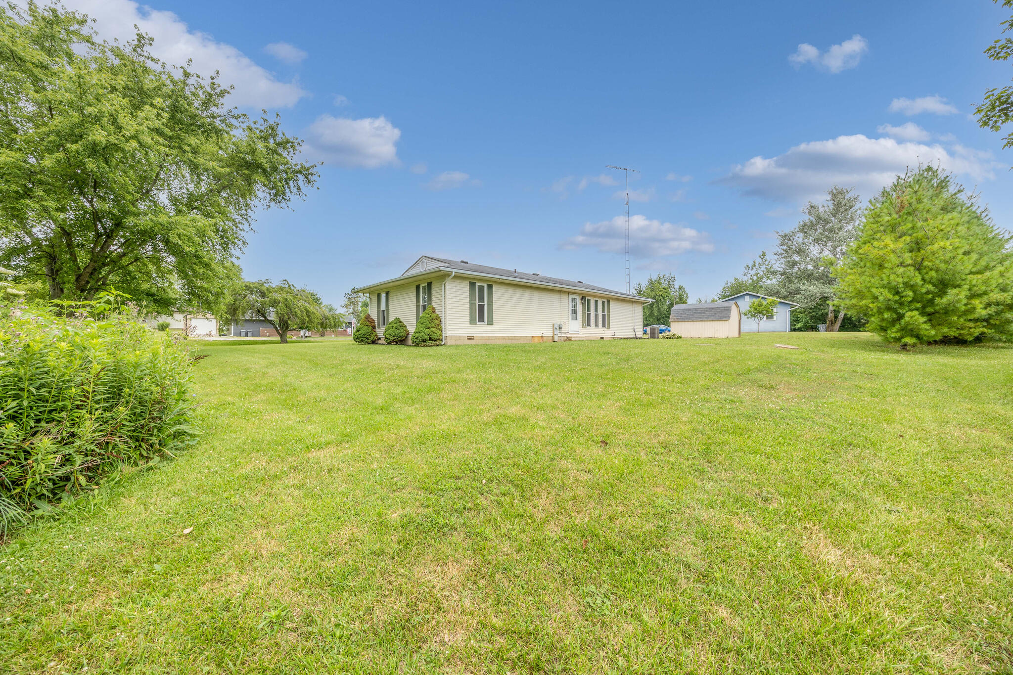 10040 Oakbrook Drive, Sidney, Ohio 45365