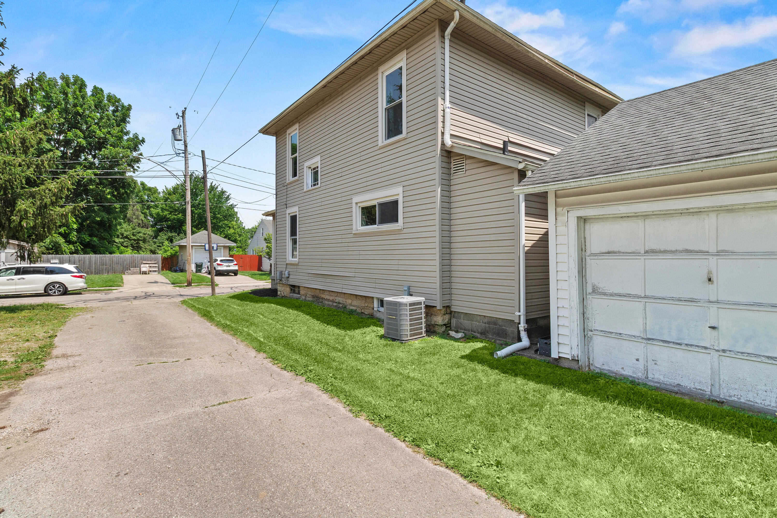 119 College Street, Urbana, Ohio 43078