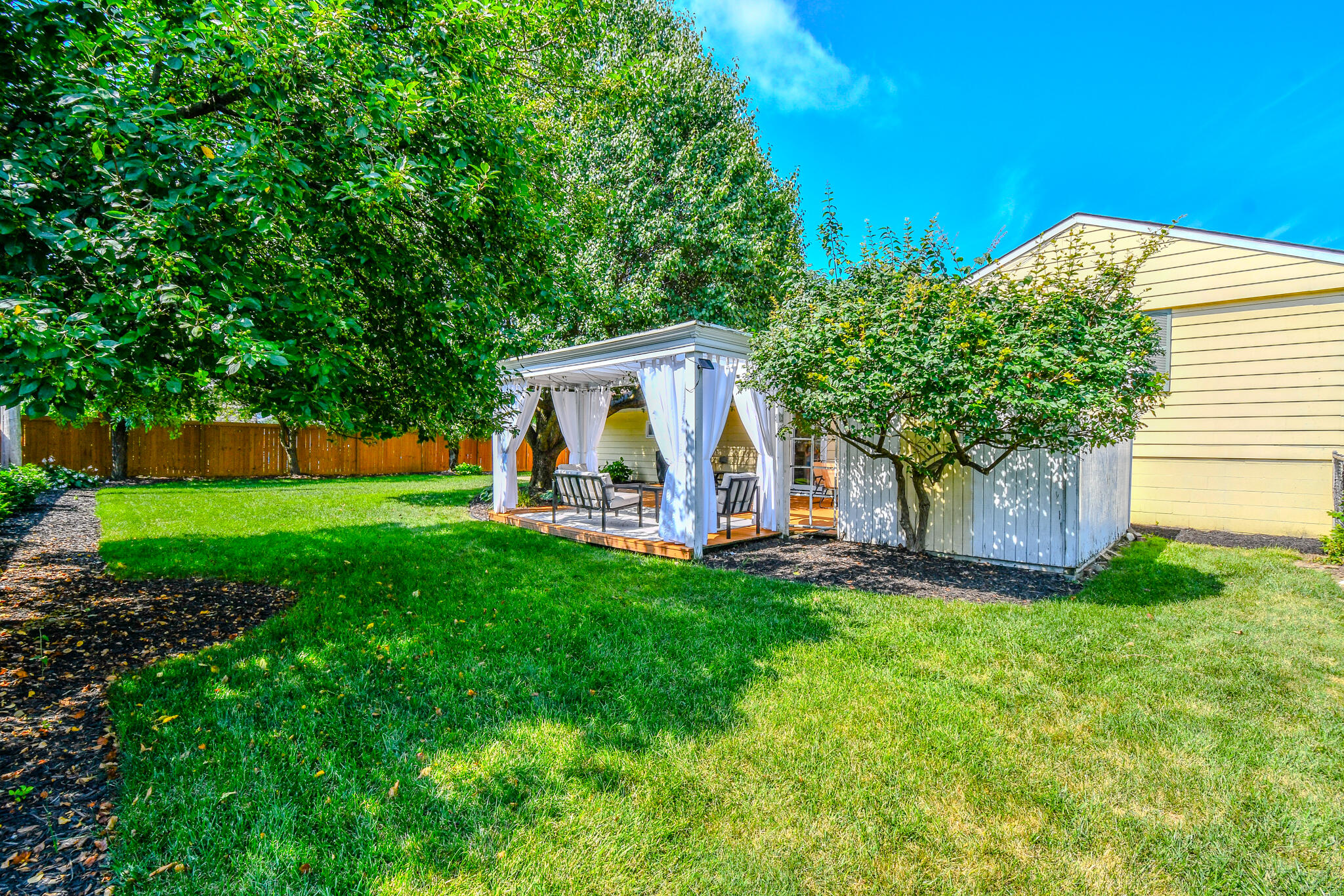 1138 Edgebrook Avenue, New Carlisle, Ohio 45344