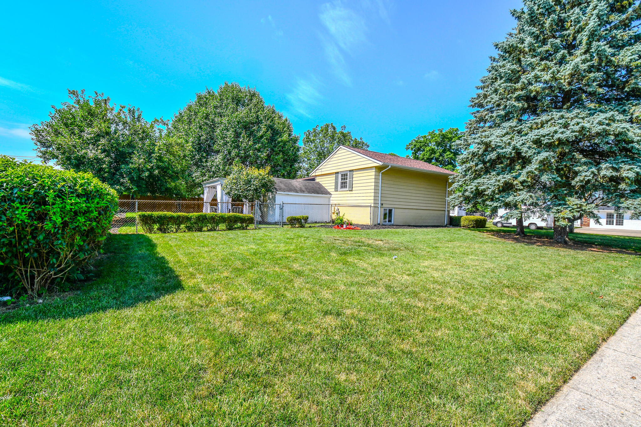 1138 Edgebrook Avenue, New Carlisle, Ohio 45344