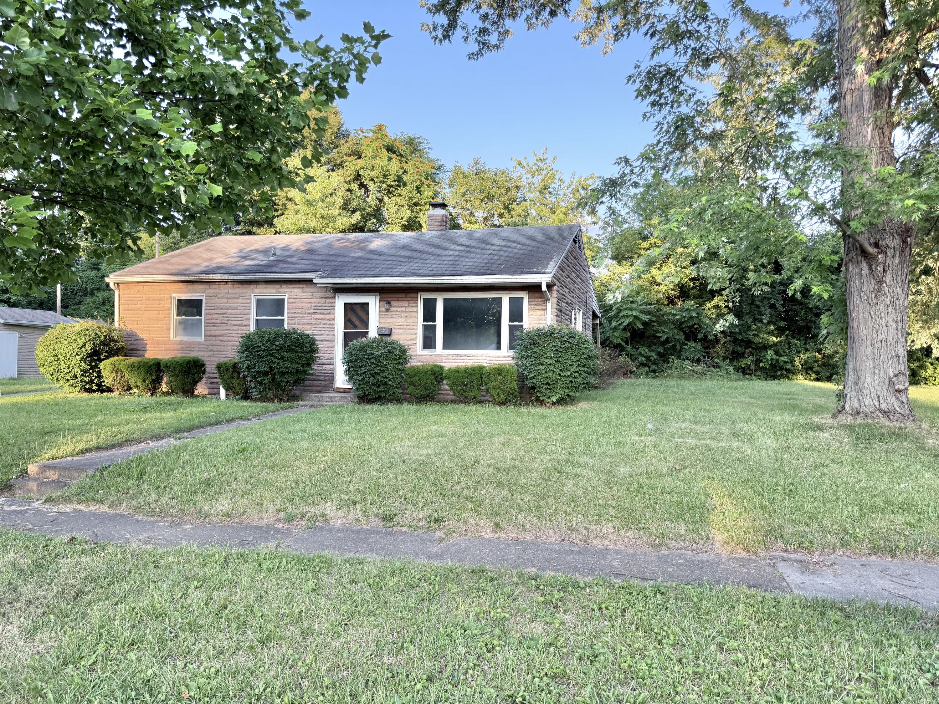 1824 Springmont Avenue, Springfield, Ohio 45506