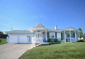 2679 Lexington Avenue, Springfield, Ohio 45505, 3 Bedrooms Bedrooms, ,2 BathroomsBathrooms,Residential,For Sale,Lexington,1039974