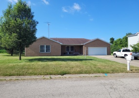 995 old farm Road, Urbana, Ohio 43078, 3 Bedrooms Bedrooms, ,2 BathroomsBathrooms,Residential,For Sale,old farm,1039975