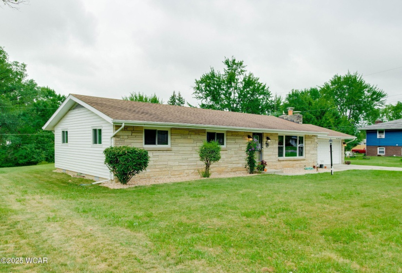 305 Melody Lane, Defiance, Ohio, 3 Bedrooms Bedrooms, ,1 BathroomBathrooms,Residential,For Sale,Melody,307635