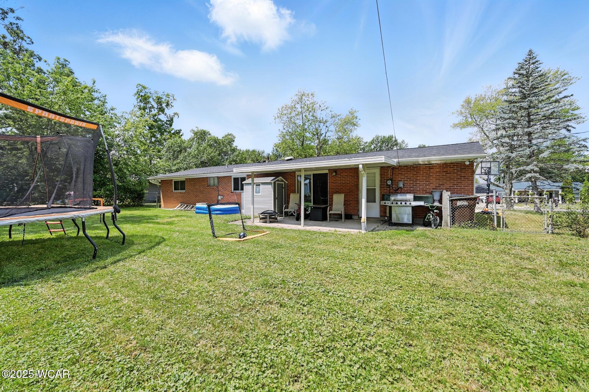 2238 Glenwood Avenue, Lima, Ohio