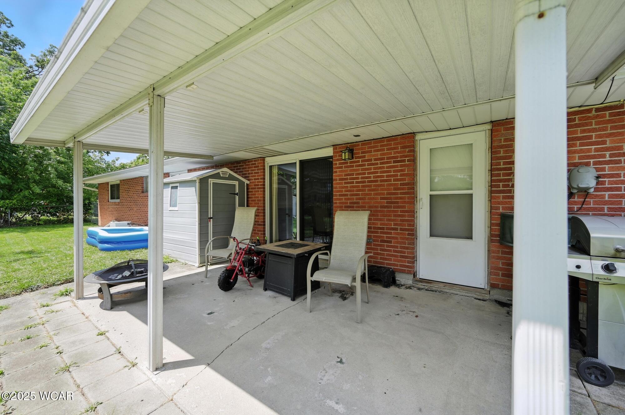 2238 Glenwood Avenue, Lima, Ohio