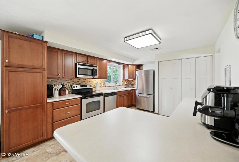 2238 Glenwood Avenue, Lima, Ohio, 3 Bedrooms Bedrooms, ,2 BathroomsBathrooms,Residential,For Sale,Glenwood,307636