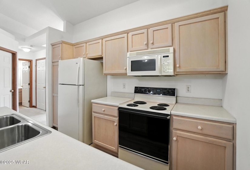 556 Westerly Drive, Lima, Ohio, 2 Bedrooms Bedrooms, ,2 BathroomsBathrooms,Residential,For Sale,Westerly,307560