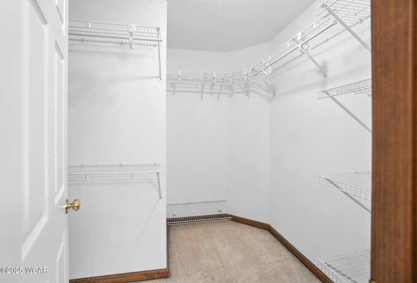 556 Westerly Drive, Lima, Ohio, 2 Bedrooms Bedrooms, ,2 BathroomsBathrooms,Residential,For Sale,Westerly,307560