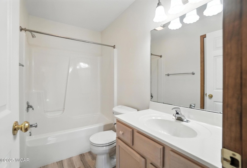 556 Westerly Drive, Lima, Ohio, 2 Bedrooms Bedrooms, ,2 BathroomsBathrooms,Residential,For Sale,Westerly,307560