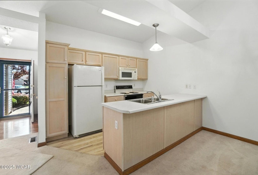 556 Westerly Drive, Lima, Ohio, 2 Bedrooms Bedrooms, ,2 BathroomsBathrooms,Residential,For Sale,Westerly,307560